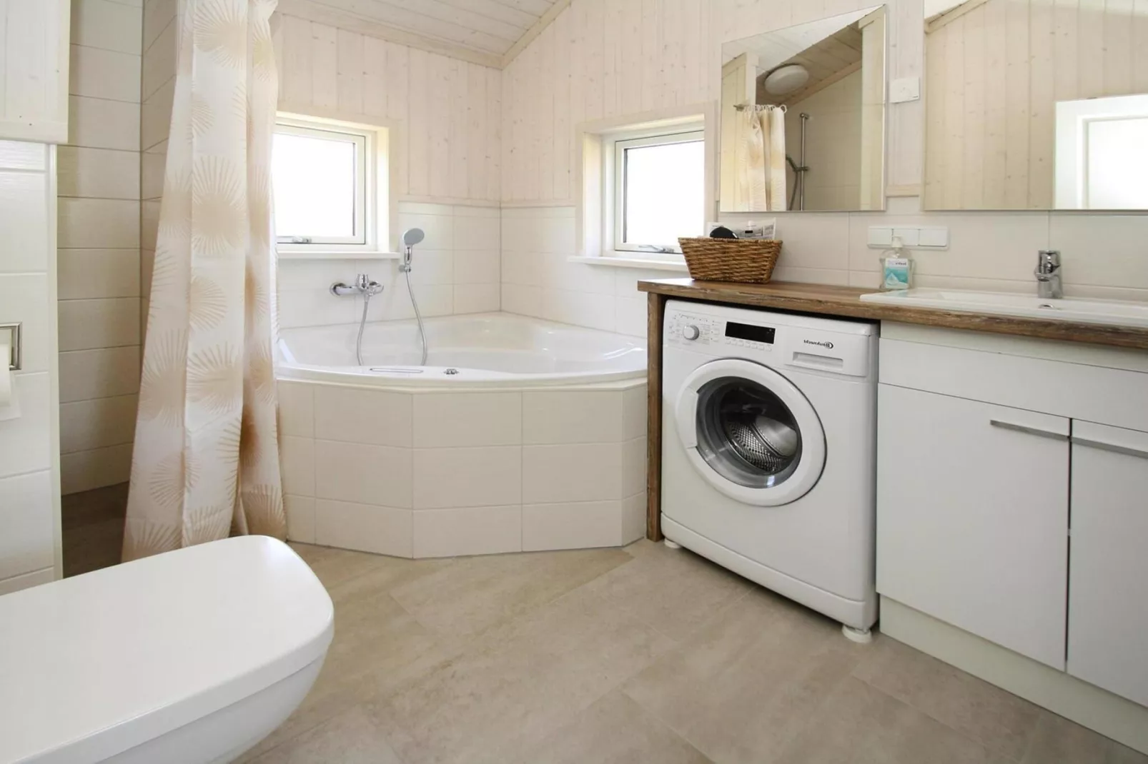 Seebrise 75 qm-Badkamer