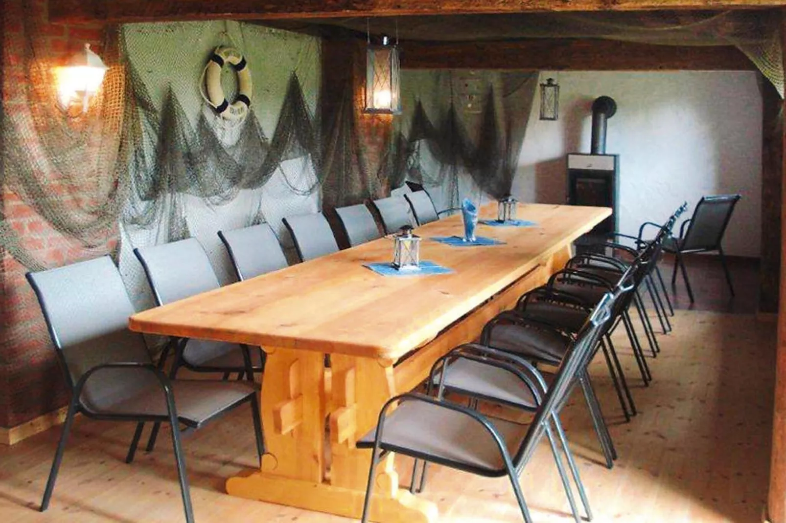 Fewo im OG 180 qm-Eetkamer