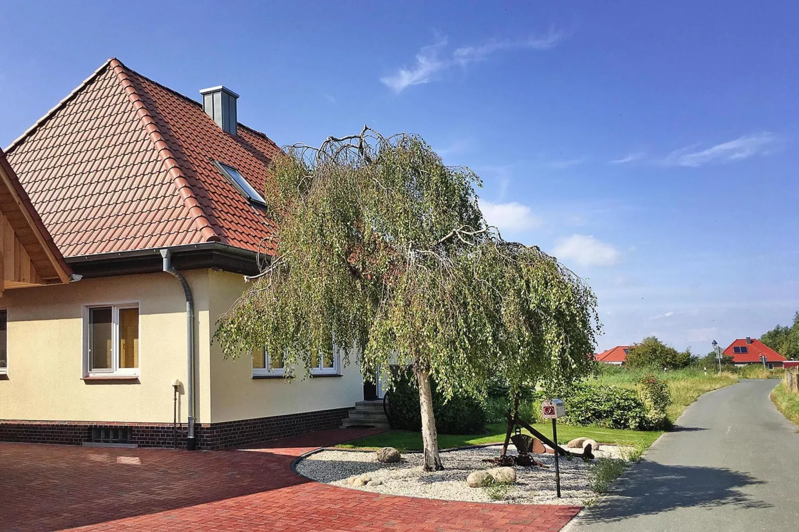 Krabbenfischerhaus Fedderwardersiel-Buitenkant zomer