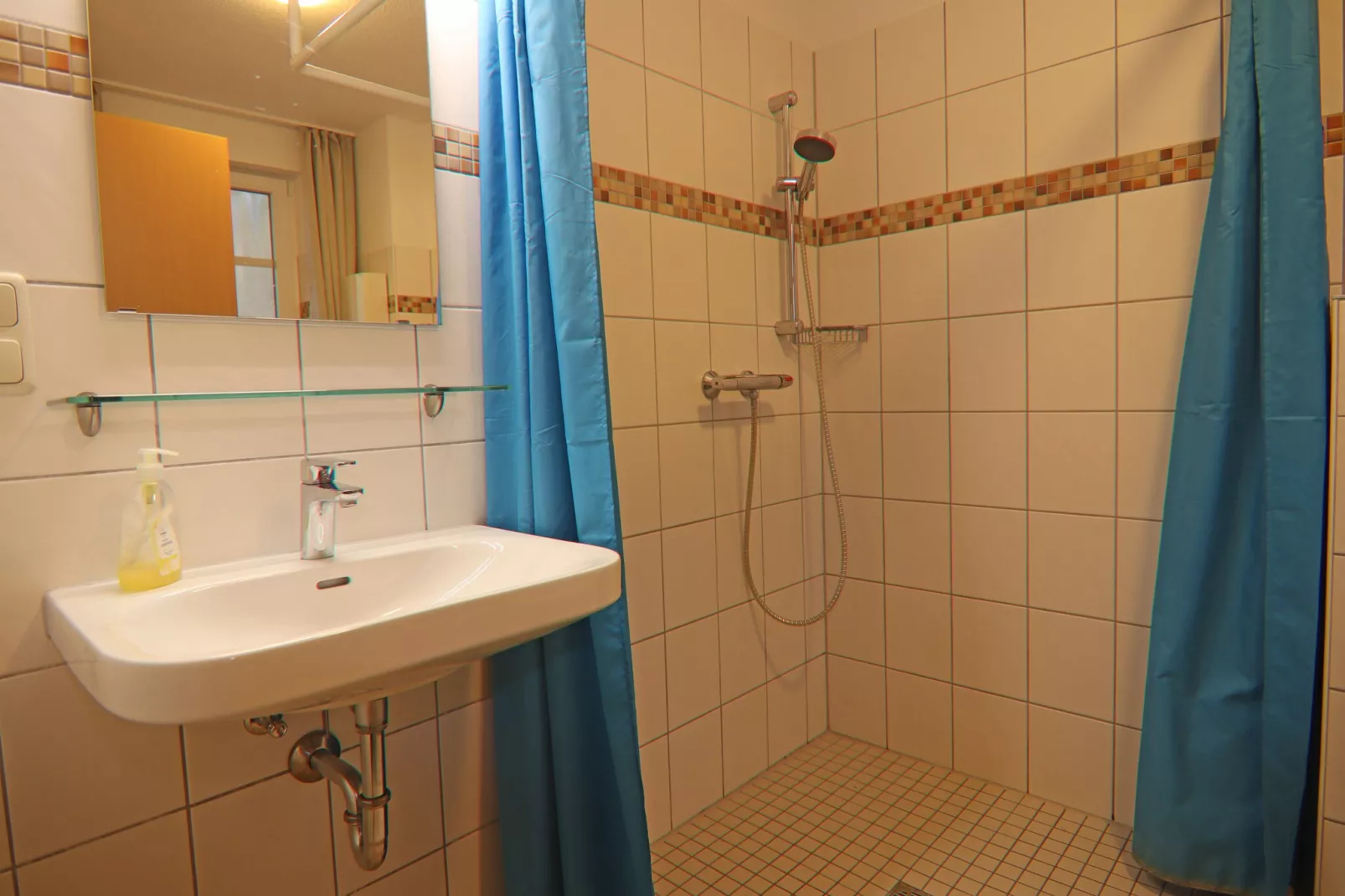 Dünenwaldhaus Mitte-Badkamer