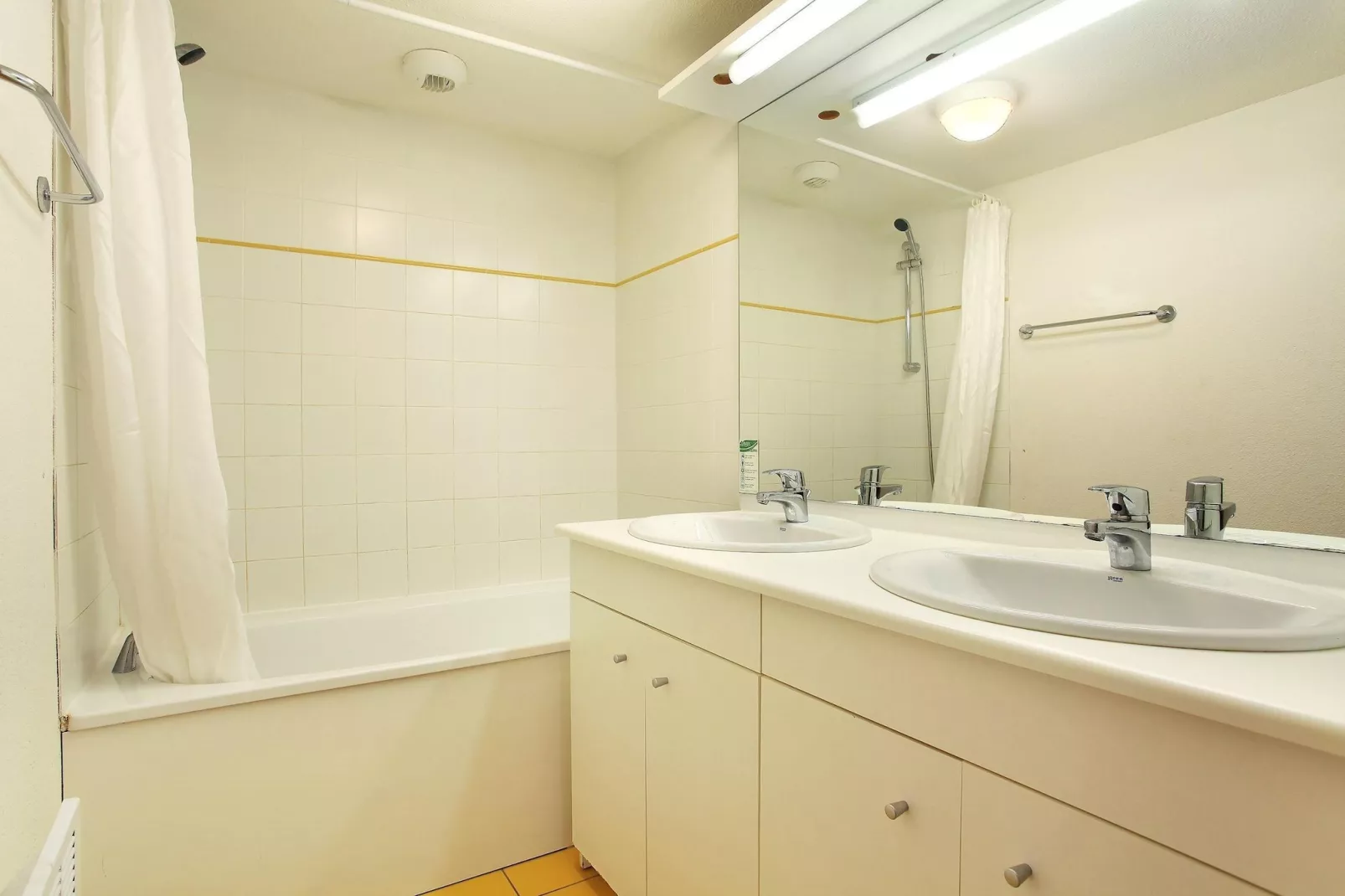 Résidence Le Buet 2-Badkamer