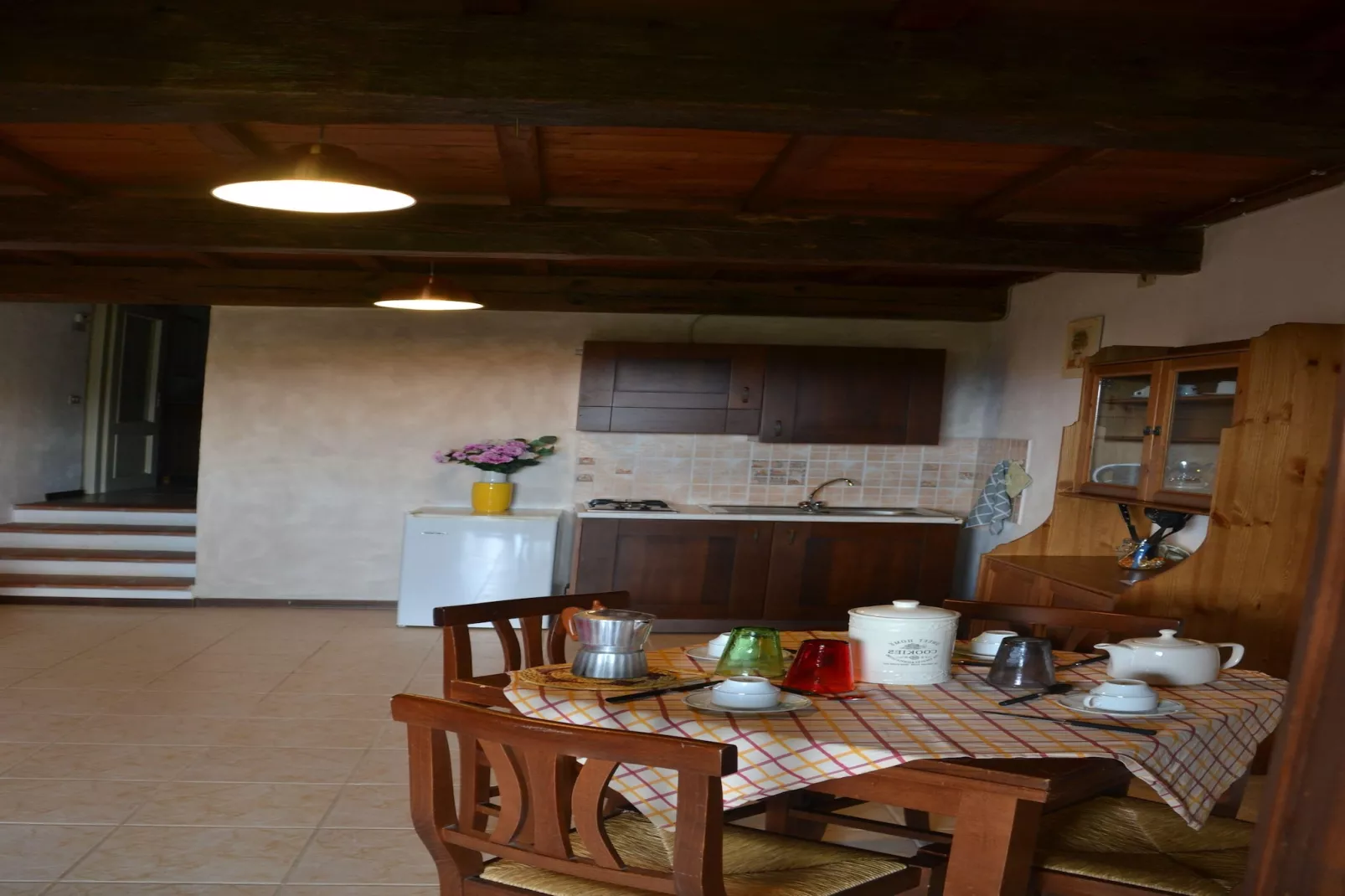 Ginestra1-Eetkamer