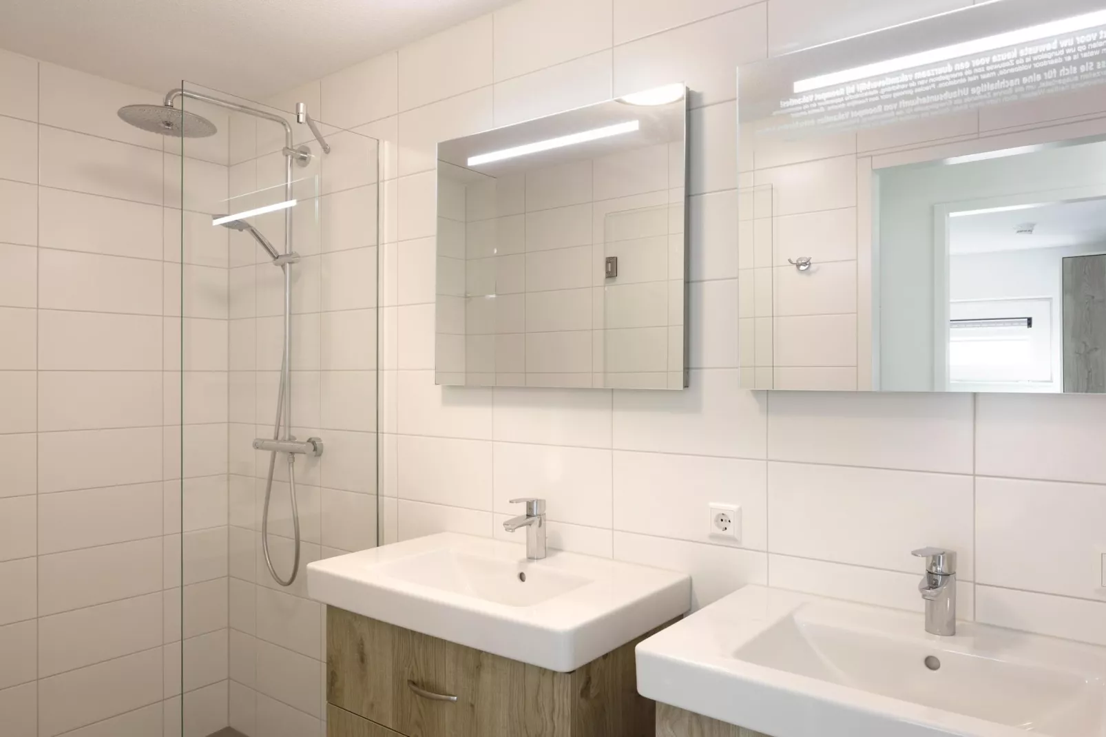 Water Village 3-Badkamer