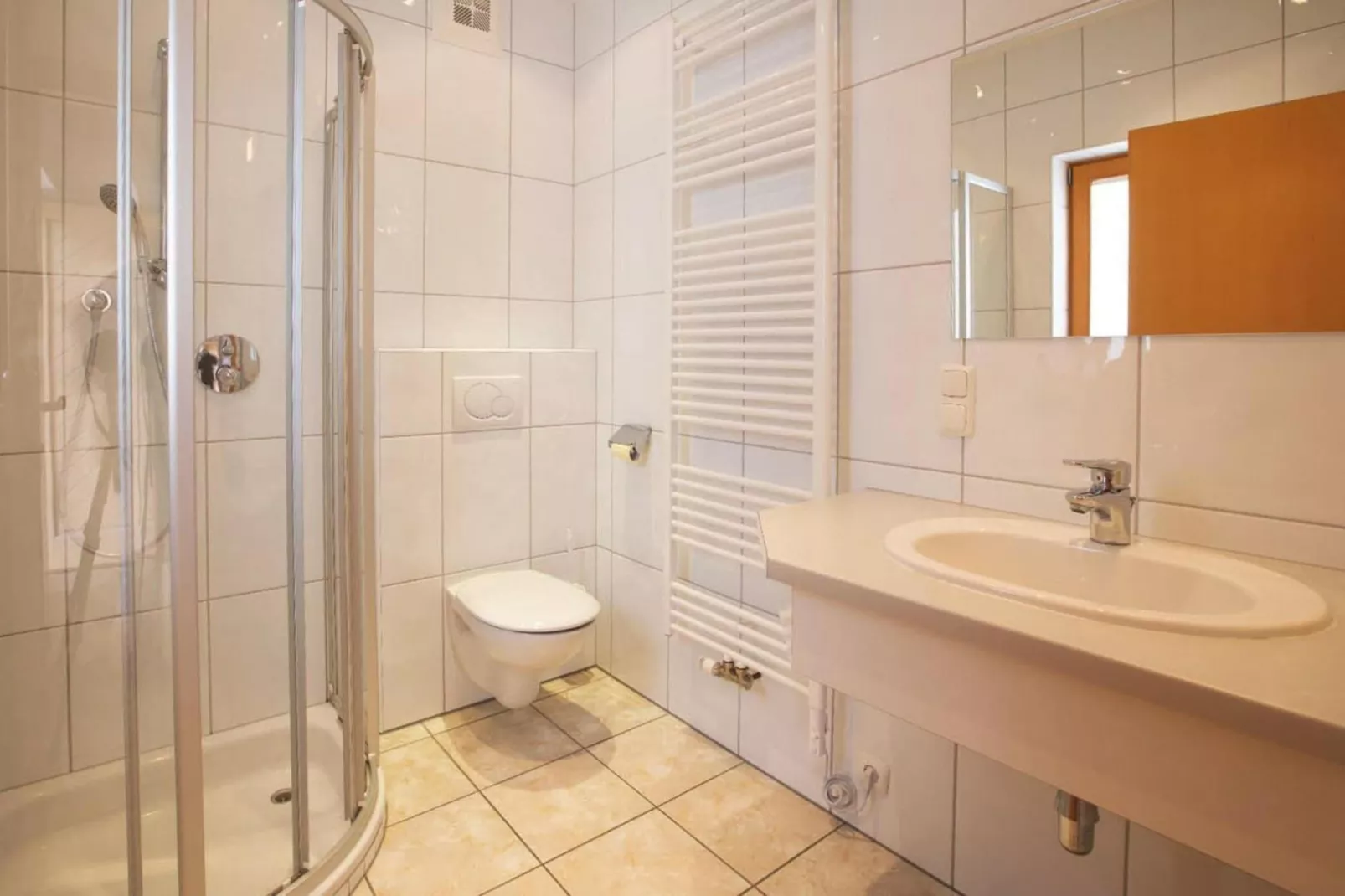 Chalet Desiree-Badkamer