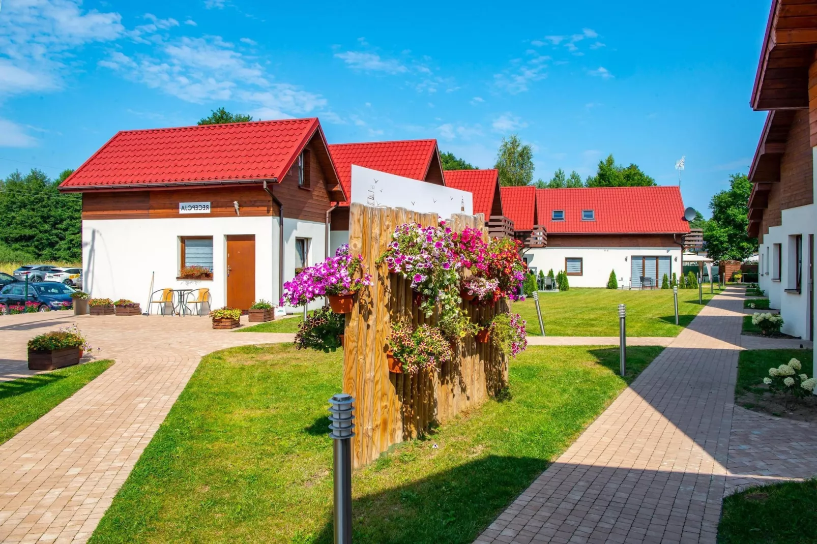Apartament 6-osobowy piętro Jarosławiec-Buitenkant zomer