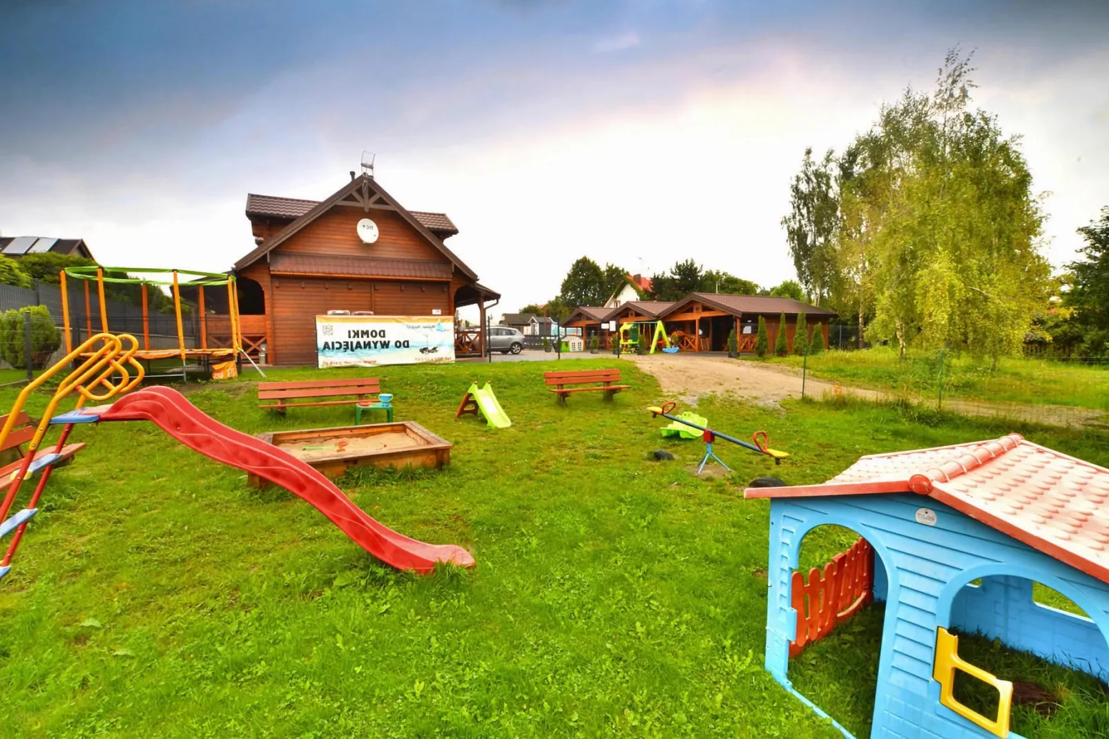 Domki letniskowe dla max 7 osób Sianożęty-Parkfaciliteiten