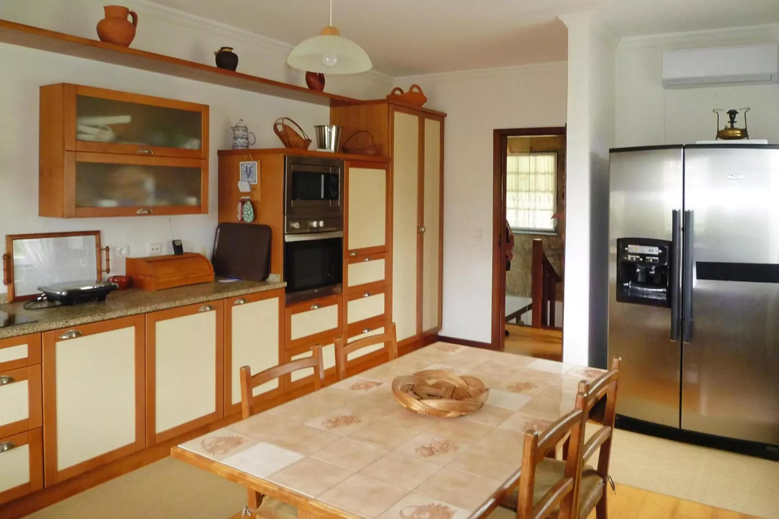 Holiday home Luzim-Eetkamer