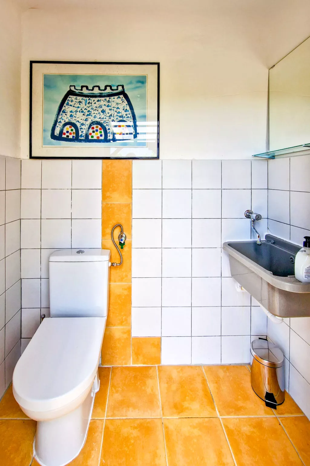 Pixie House-Binnen
