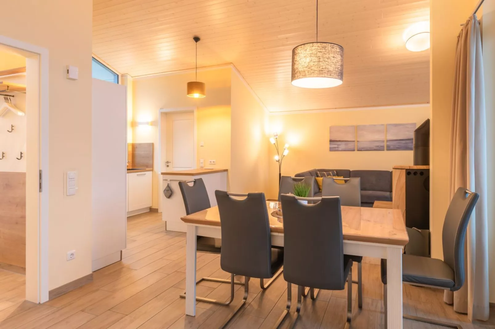 FH Seeschwalbe 331-Woonkamer
