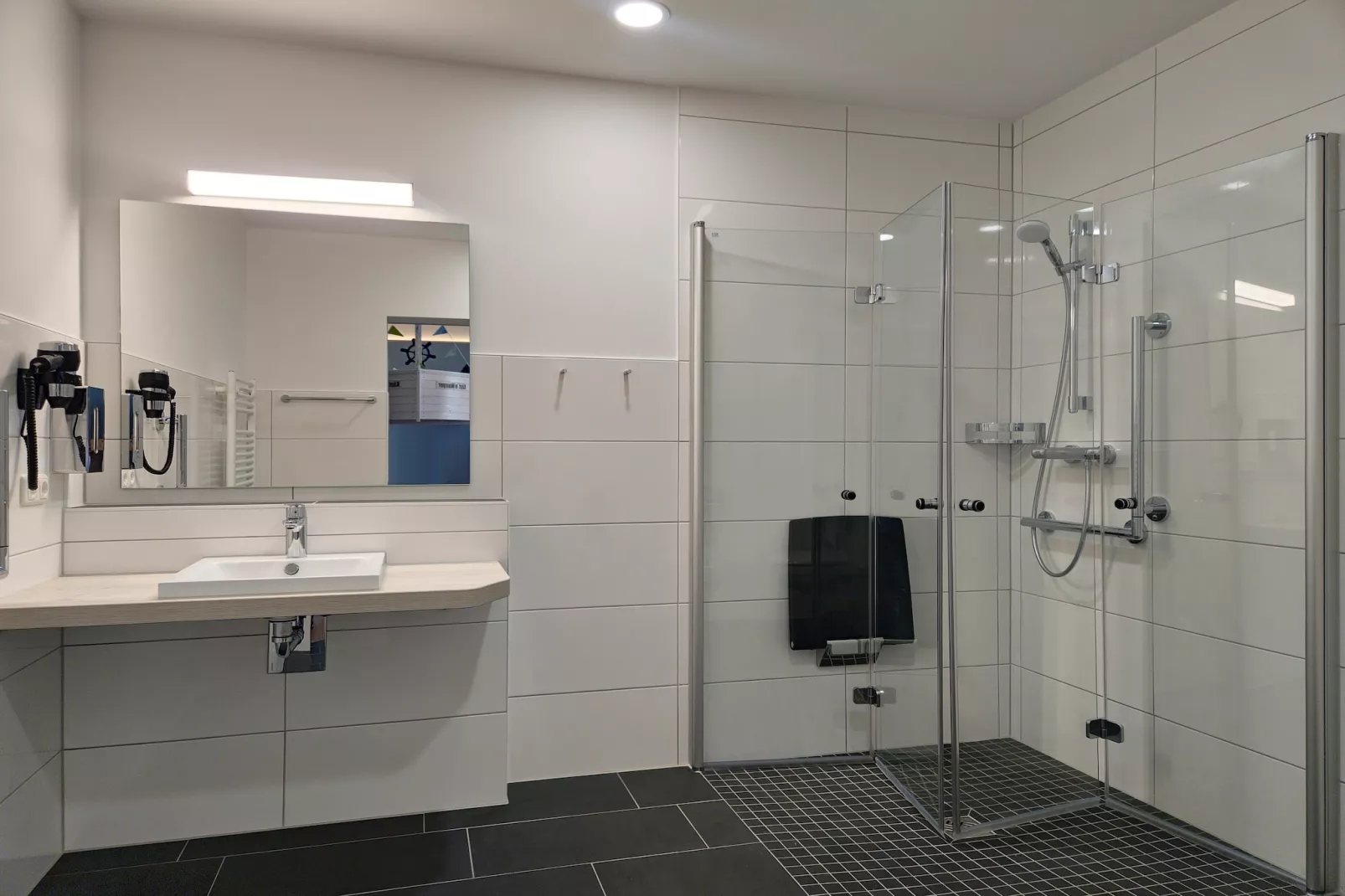 4-Bett-Studio-Badkamer