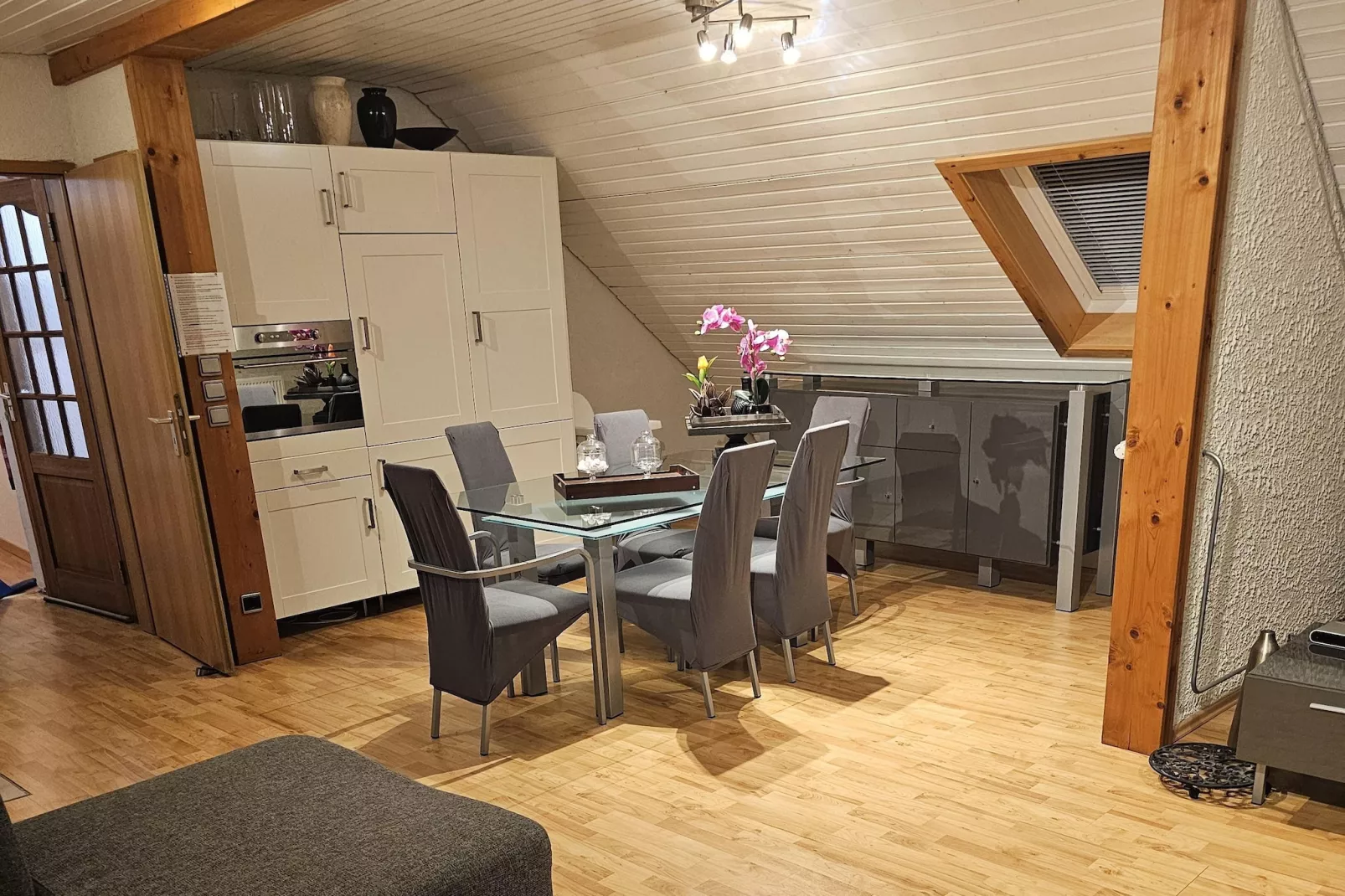 Ferienhaus der Saison an der Mosel-Eetkamer