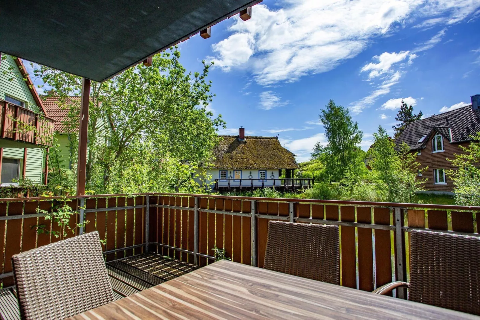 BEECH Resort Fleesensee in Göhren-Lebbin-Uitzicht zomer