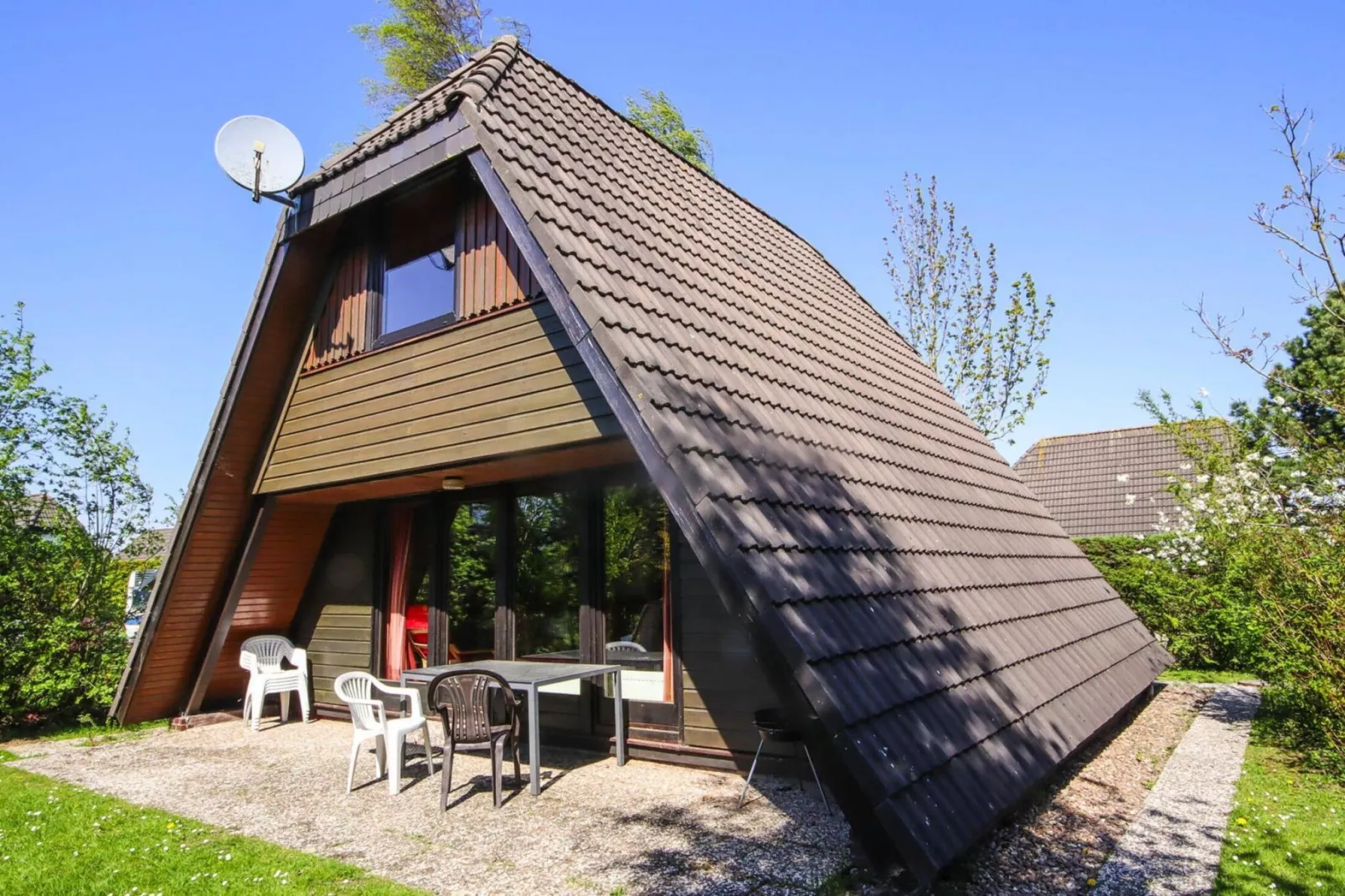 Ferienhaus Burhave-Buitenkant zomer