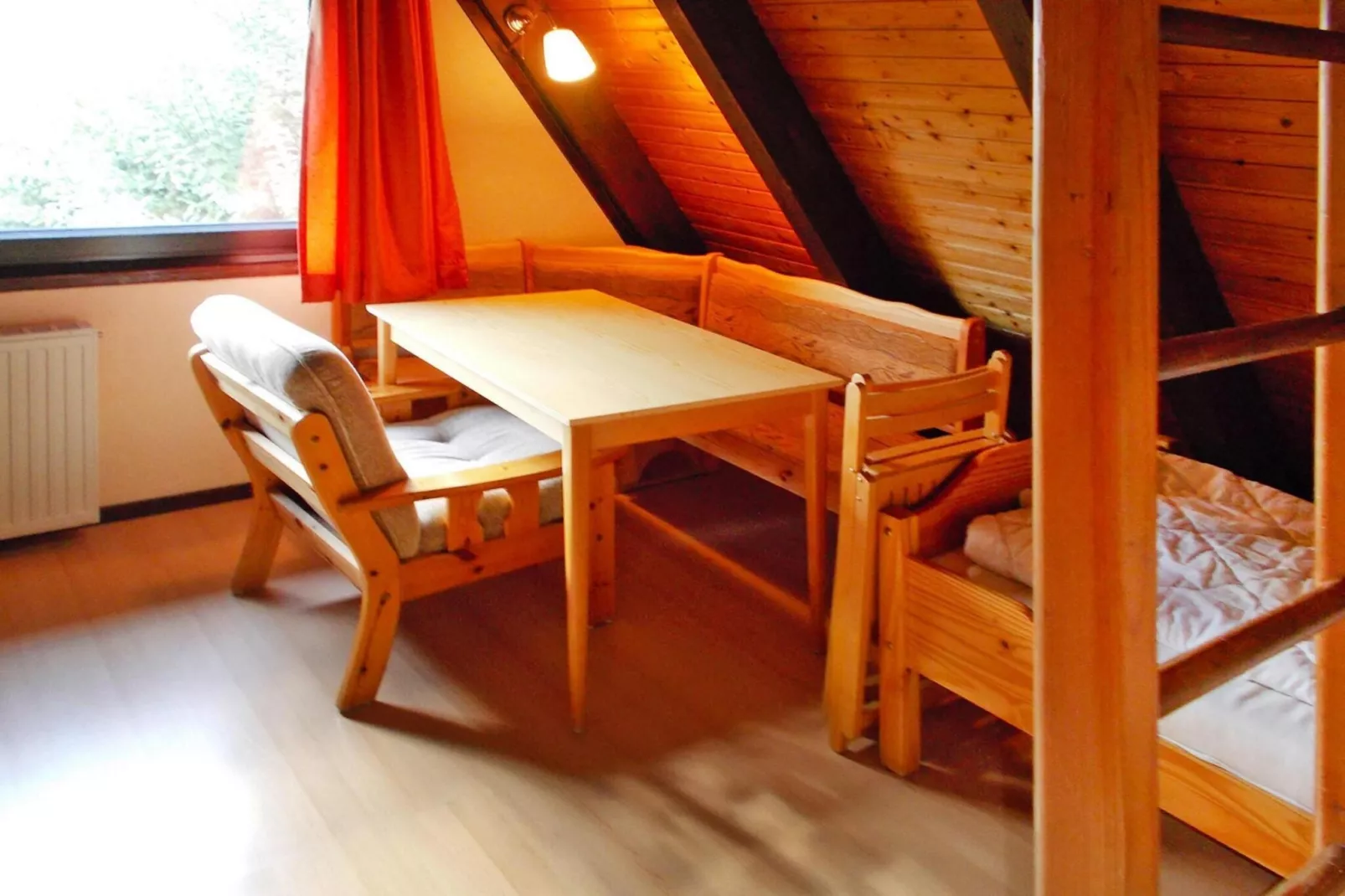 Ferienhaus Burhave-Woonkamer