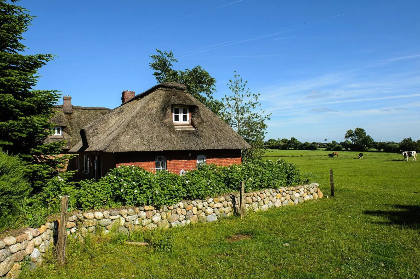 Das Posthus in Behrendorf-Buitenkant zomer