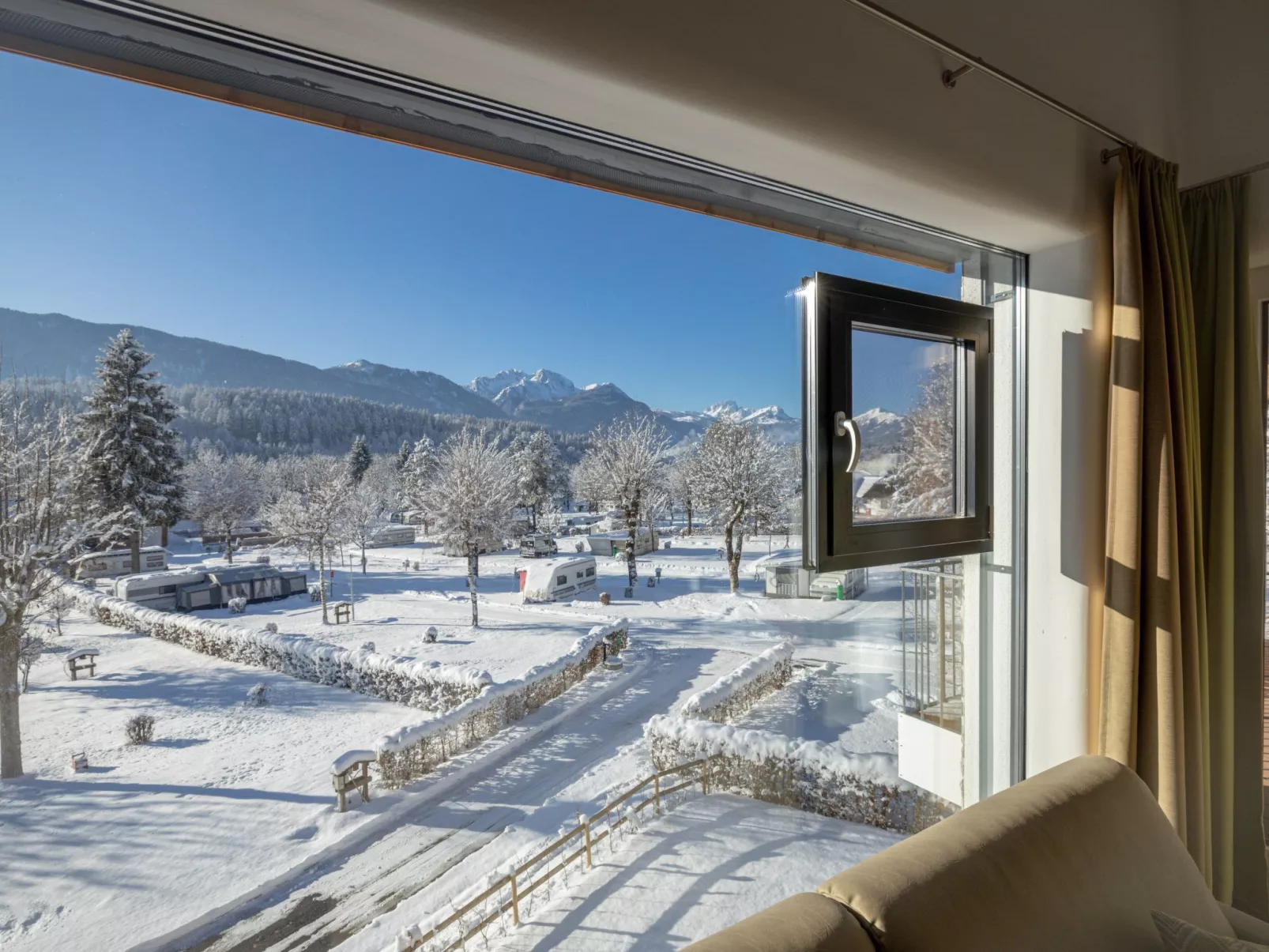Alpin Apartment 4+2-Buiten