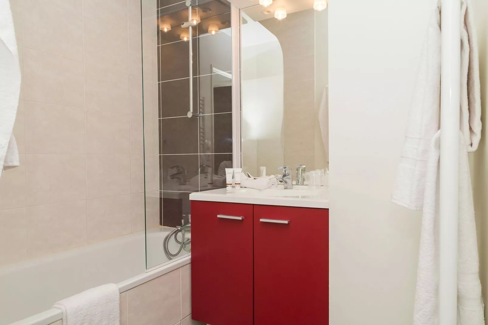 Le Clos Saint Michel 1-Badkamer