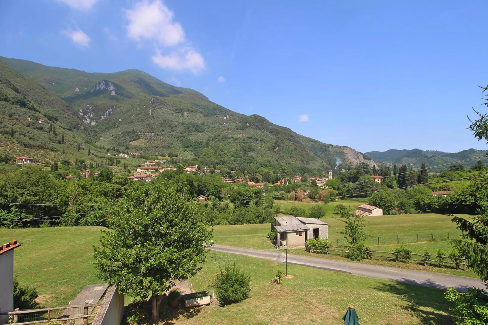 Holiday home Casa Vado, Camaiore--Uitzicht zomer