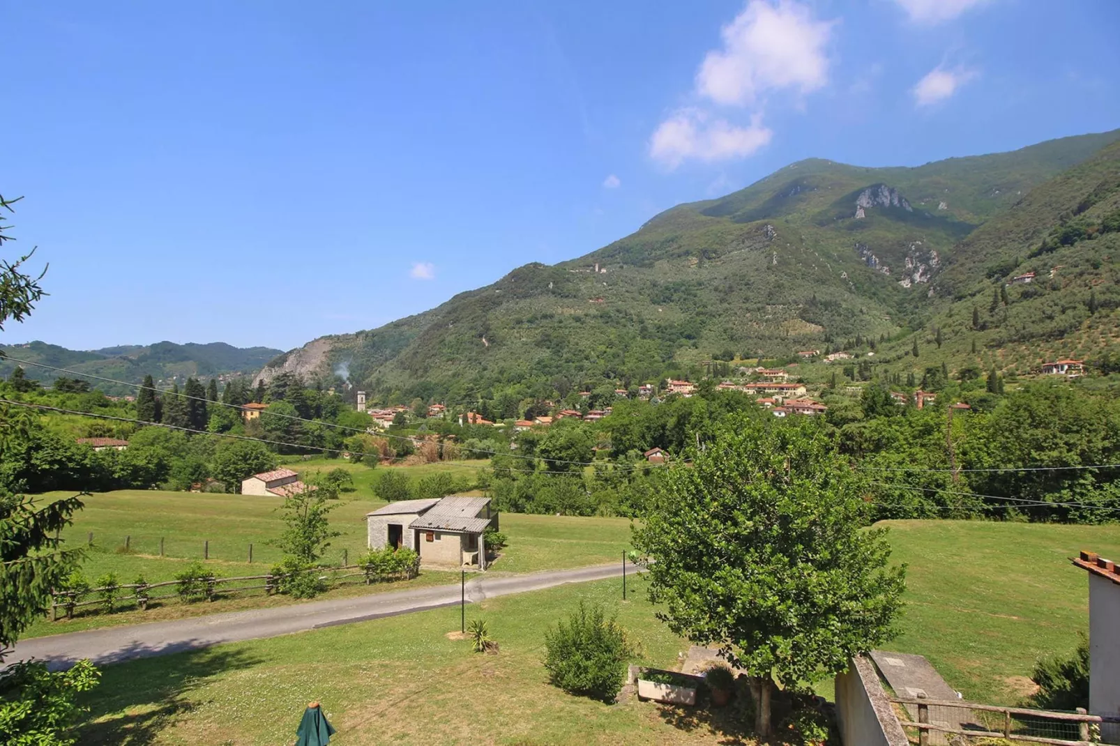 Holiday home Casa Vado, Camaiore--Uitzicht zomer