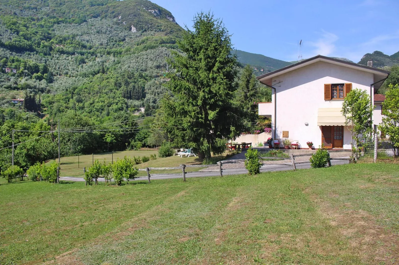 Holiday home Casa Vado, Camaiore--Buitenkant zomer