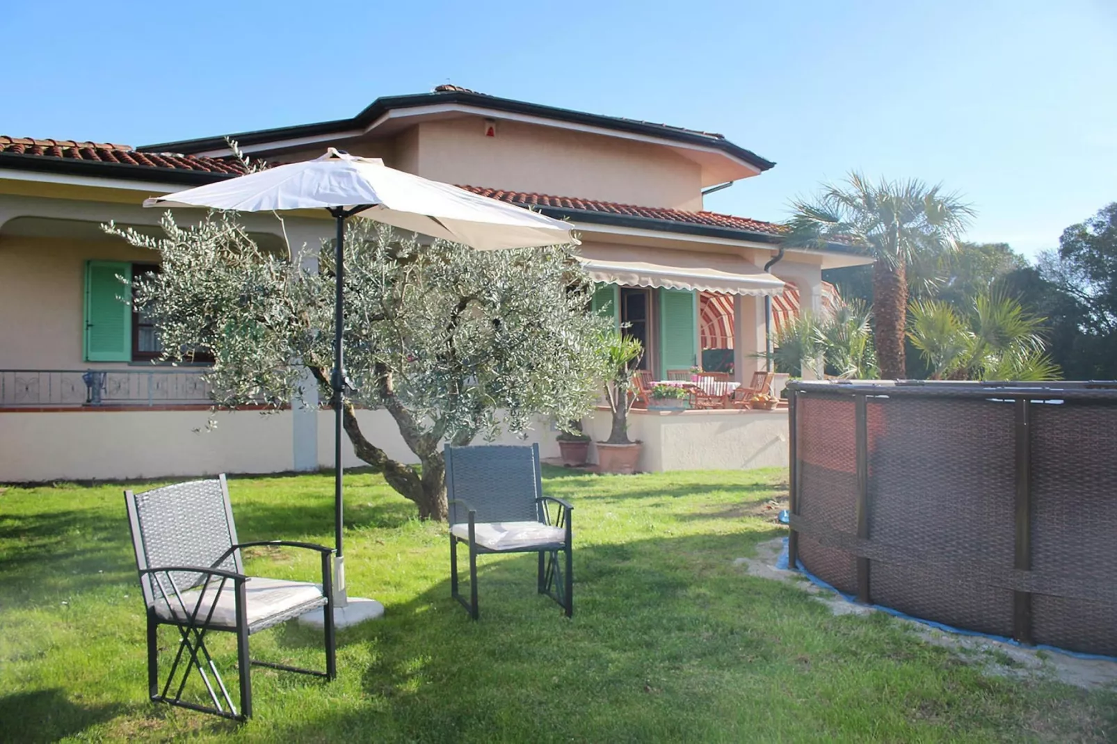 Holiday home Lea, Capezzano Pianore-Villa Lea-Tuinen zomer