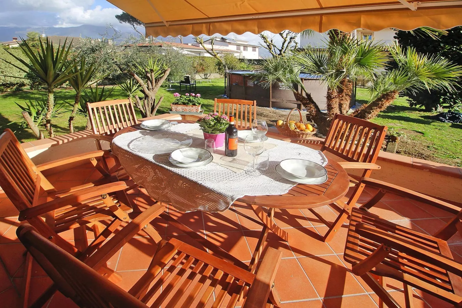 Holiday home Lea, Capezzano Pianore-Villa Lea-Terrasbalkon