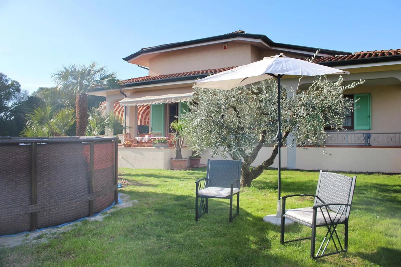 Holiday home Lea, Capezzano Pianore-Villa Lea-Tuinen zomer