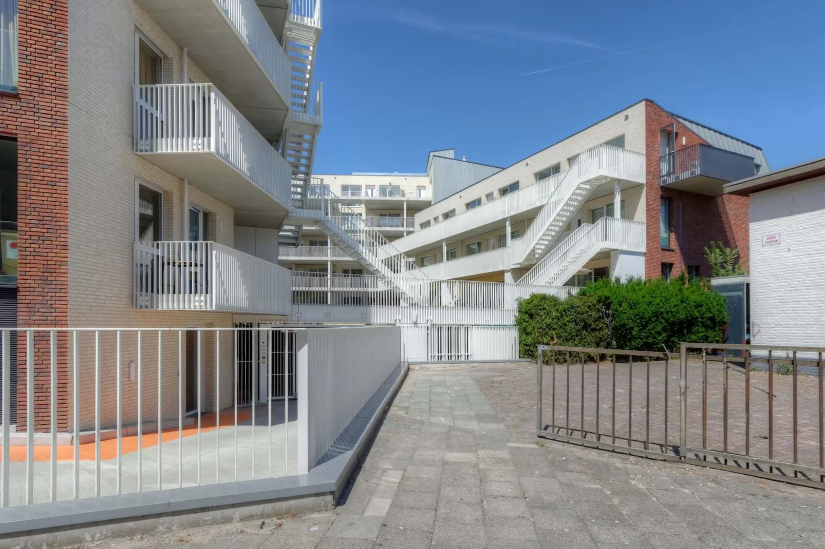 Scheveningen Harbour 28B