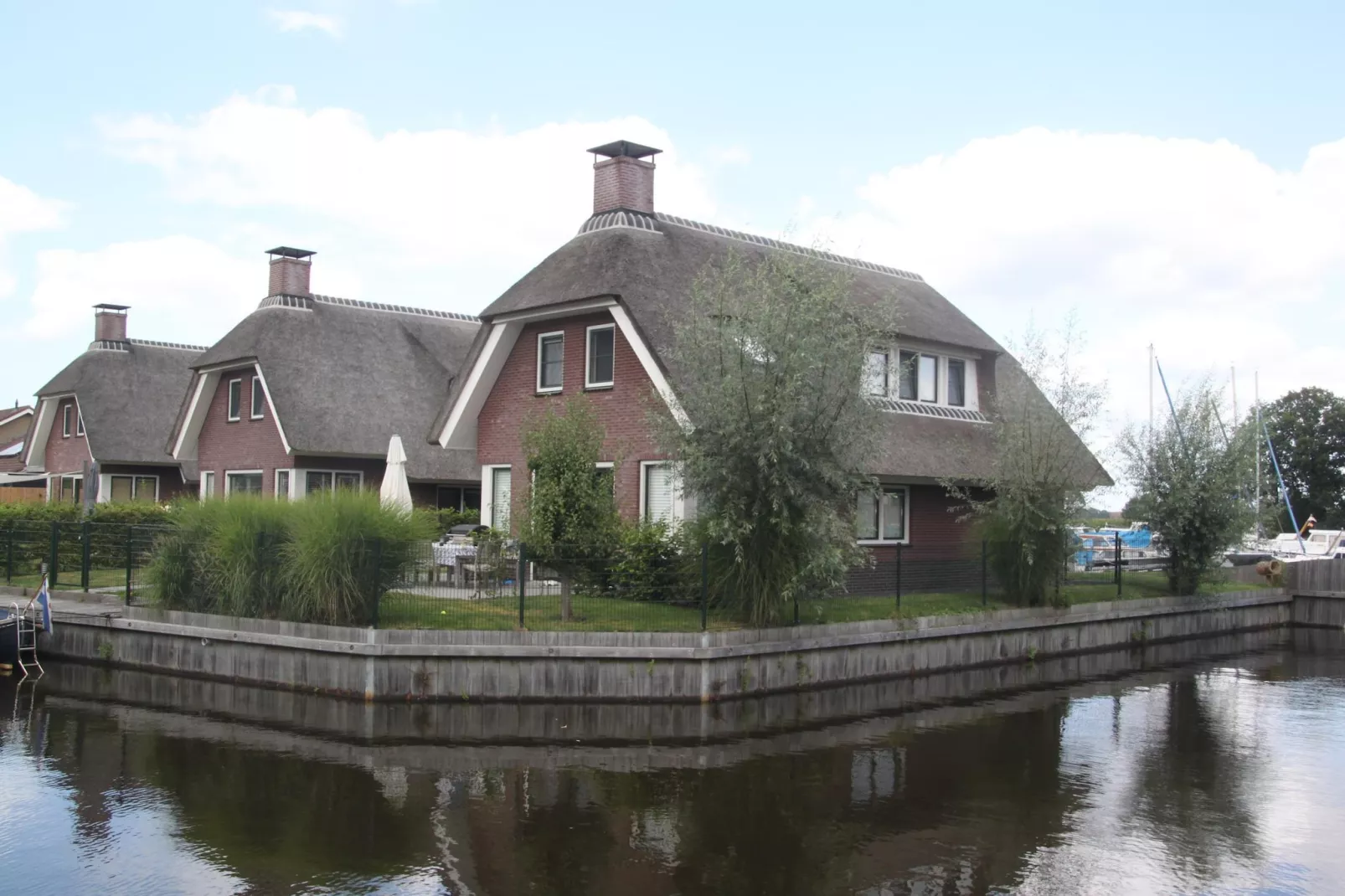 Recreatiepark Idskenhuizen 2-Buitenkant zomer