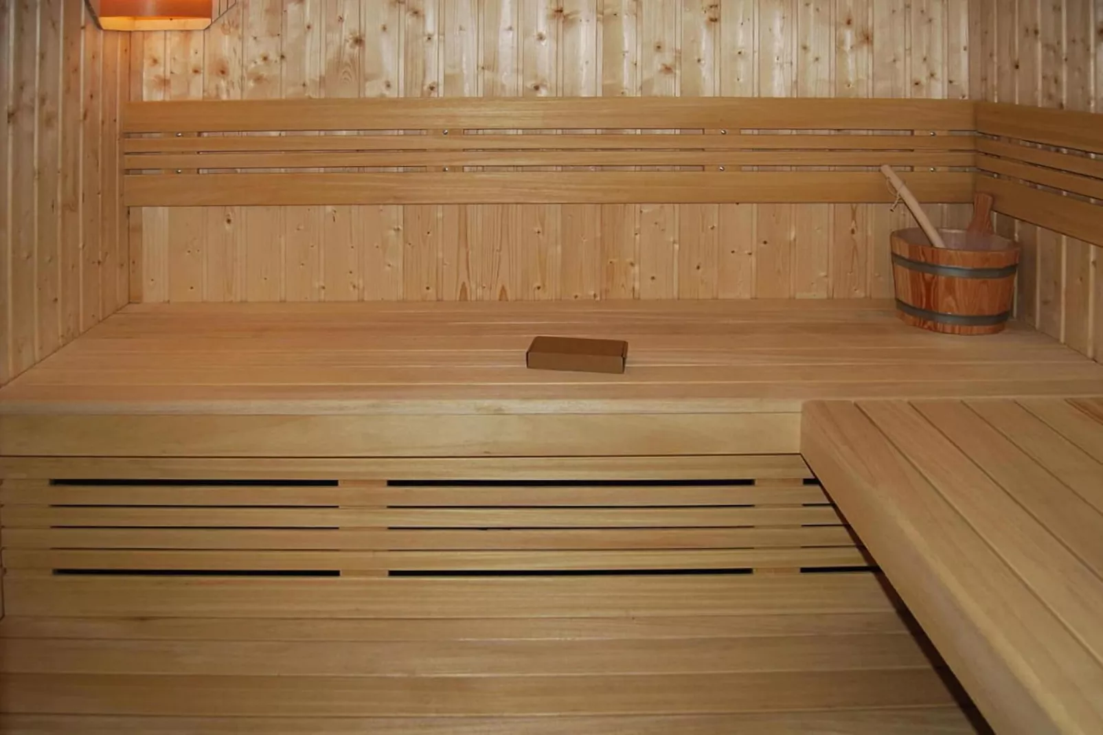 Dom wakacyjny z basenem dla 7 osób Sieciemin-Sauna