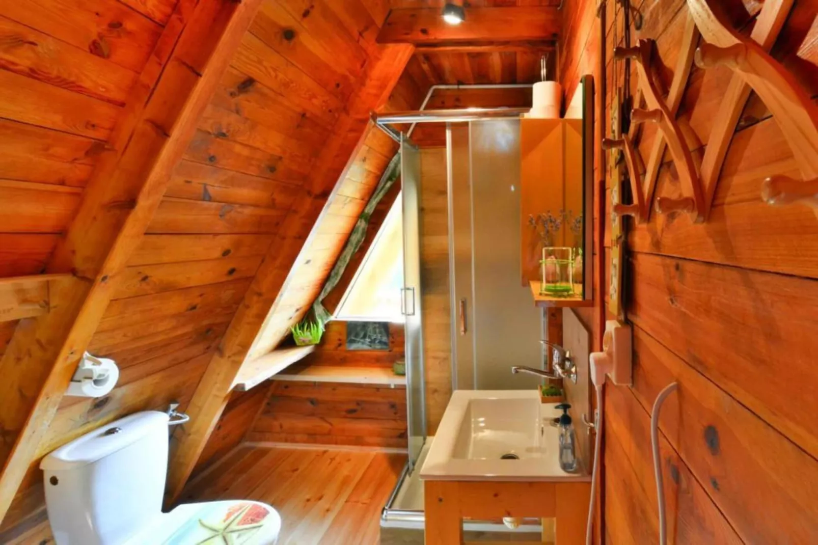 Domek letniskowy 70 m2 TYP B Osieki-Badkamer