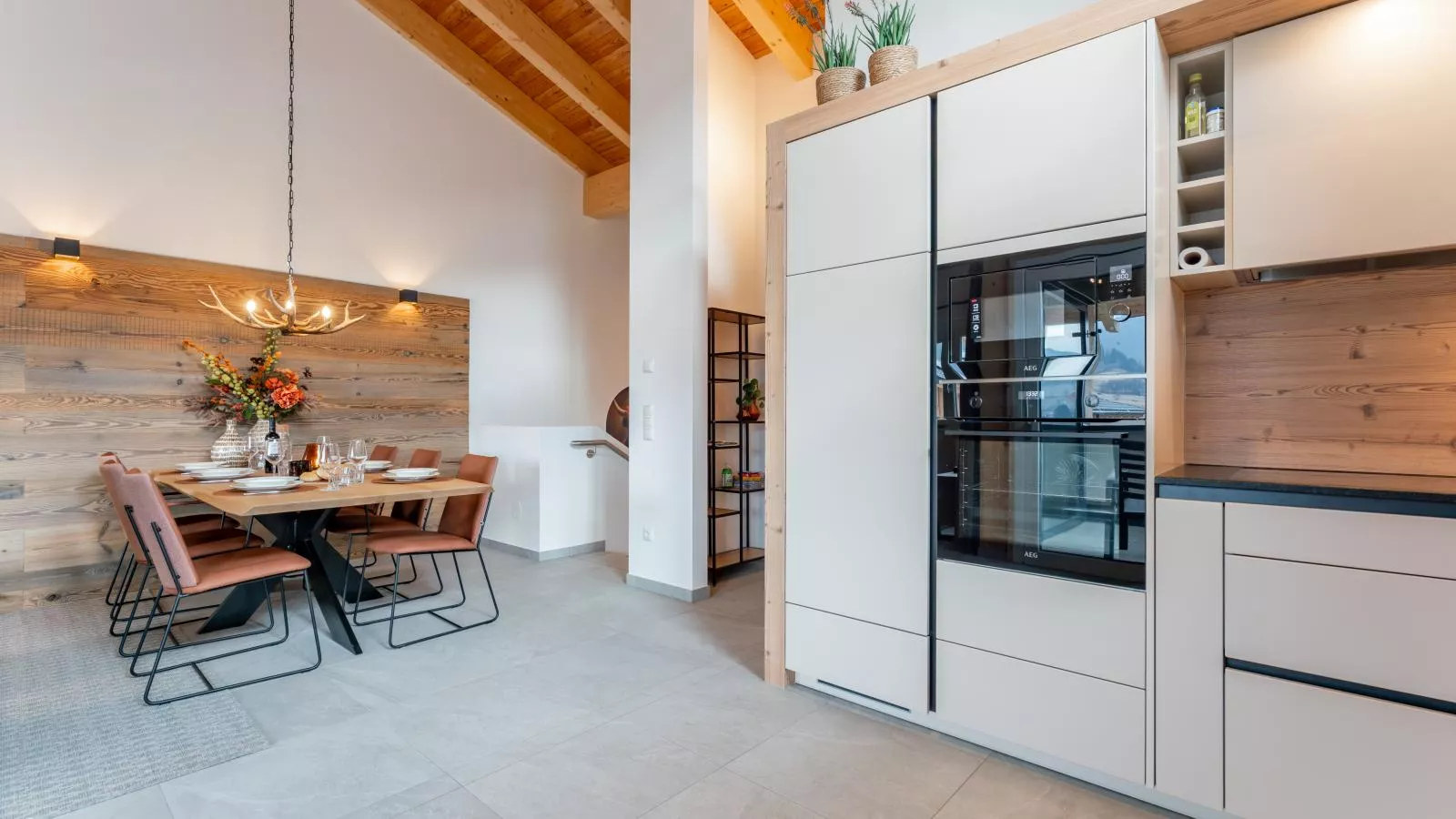 Grebenzen Lodges 49B-Eetkamer
