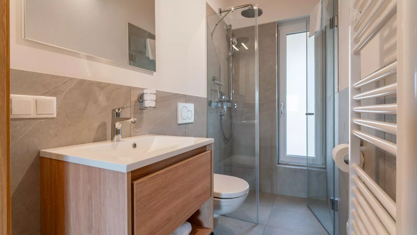 Grebenzen Lodges 49B-Badkamer
