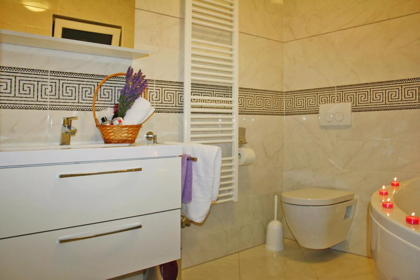 Holiday home, Privlaka-Ferienhaus Ruza, ca. 90 qm, bei Belegung mit 5-6 Personen-Badkamer