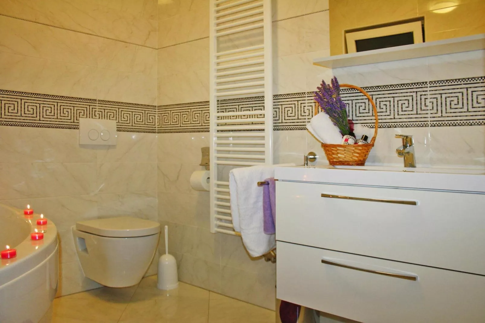 Holiday home, Privlaka-Ferienhaus Ruza, ca. 90 qm, bei Belegung mit 5-6 Personen-Badkamer