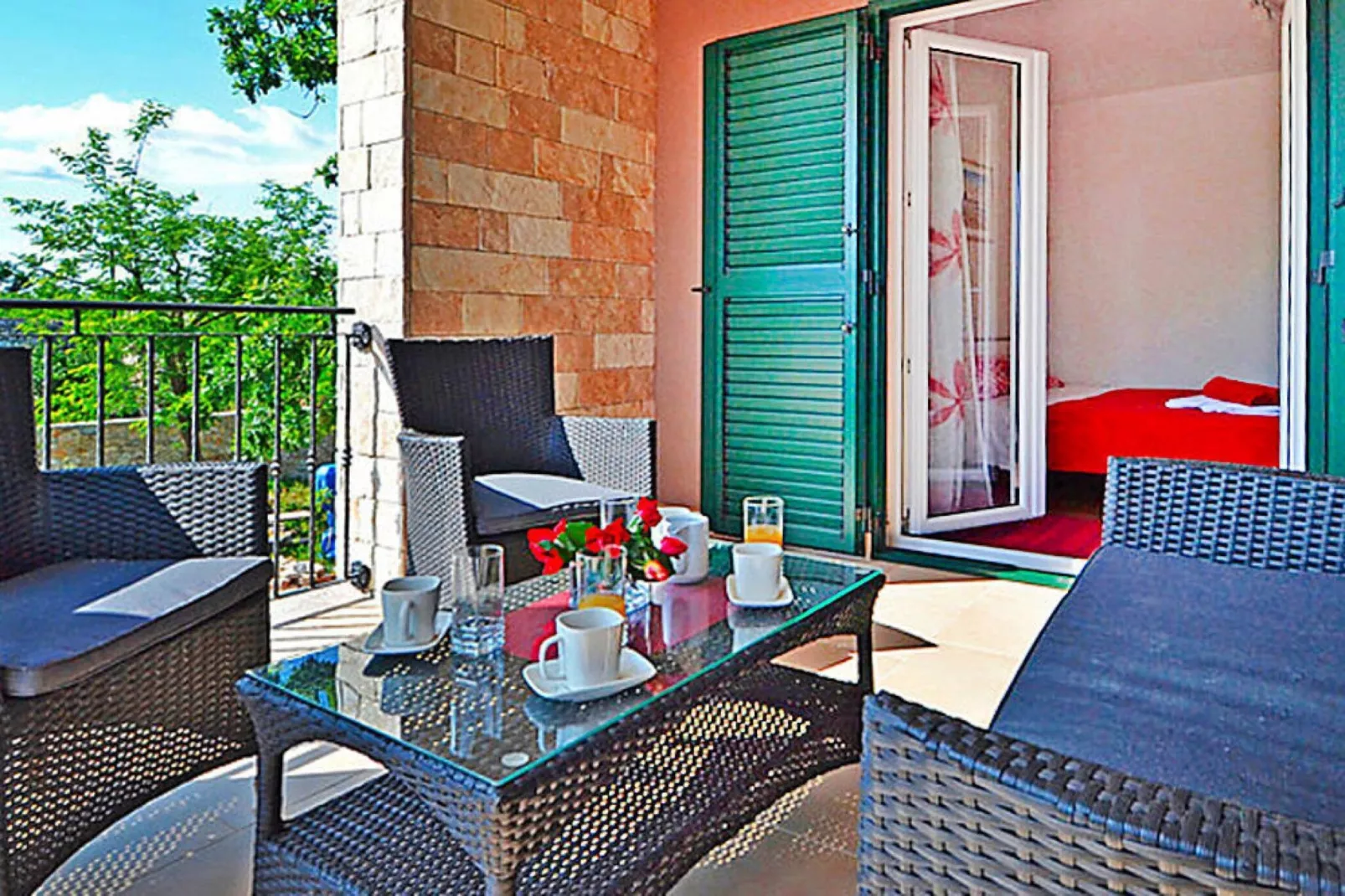 Holiday home, Privlaka-Ferienhaus Ruza, ca. 90 qm, bei Belegung mit 5-6 Personen-Terrasbalkon