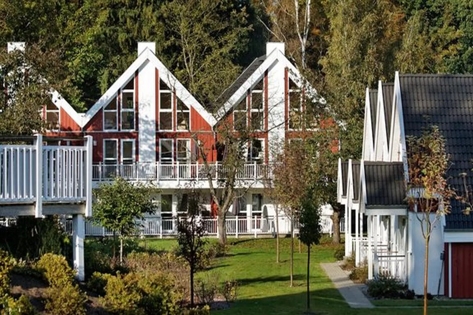 Ferienwohnung Bornholm im Schlosspark-Buitenkant zomer