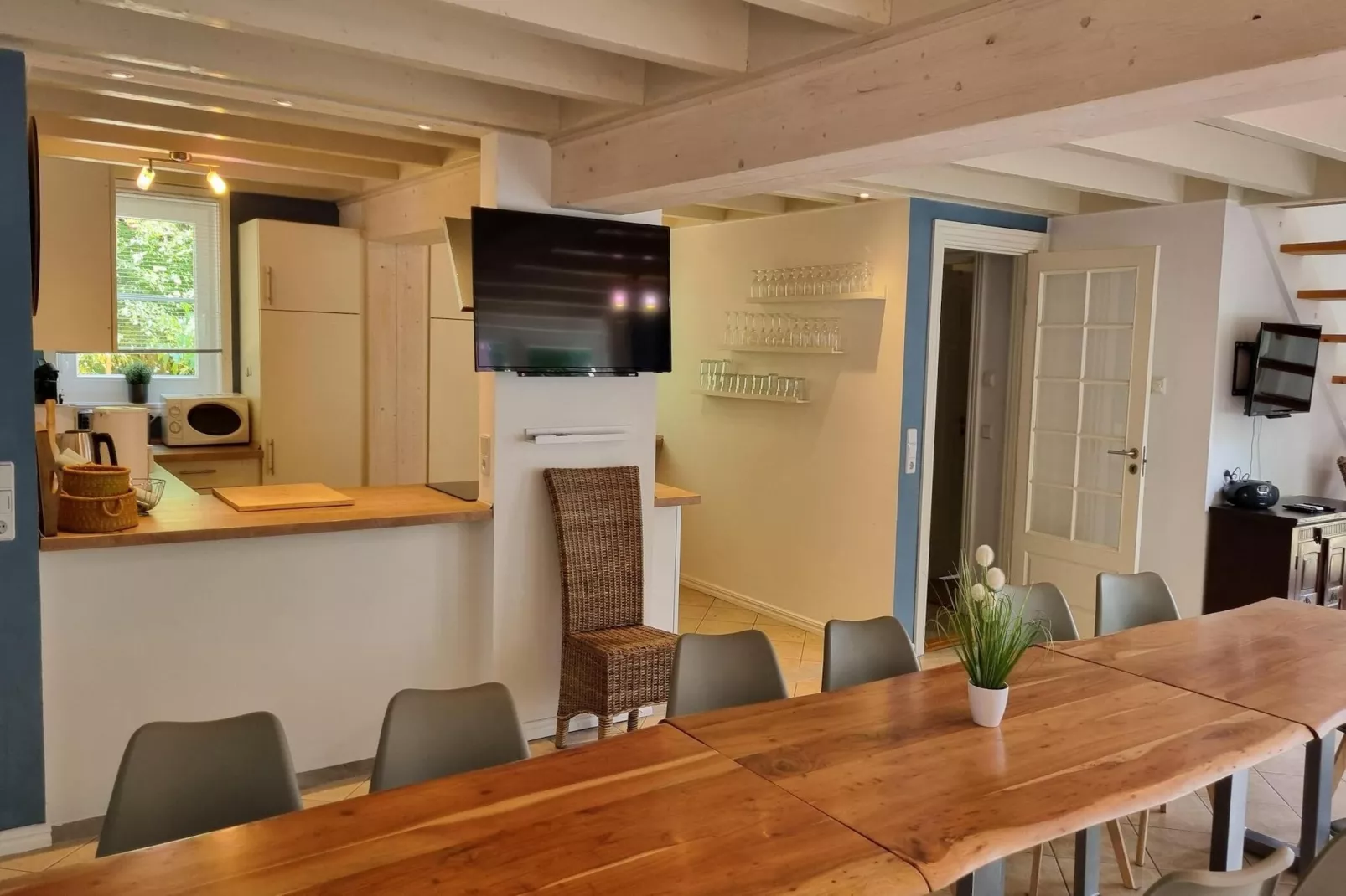 Familienhaus am Wald-Eetkamer