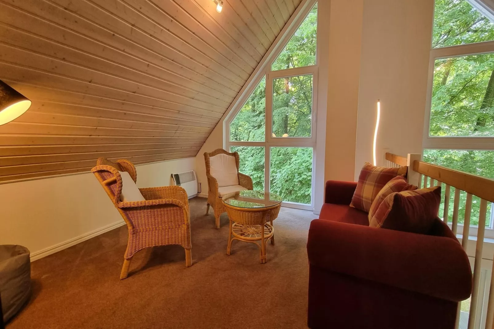 Familienhaus am Wald-Woonkamer