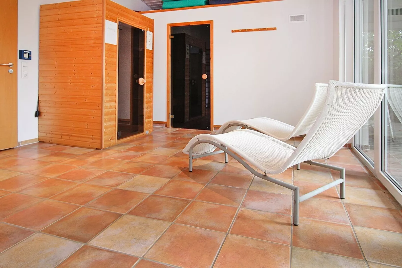 Wildrose 160 qm-Sauna