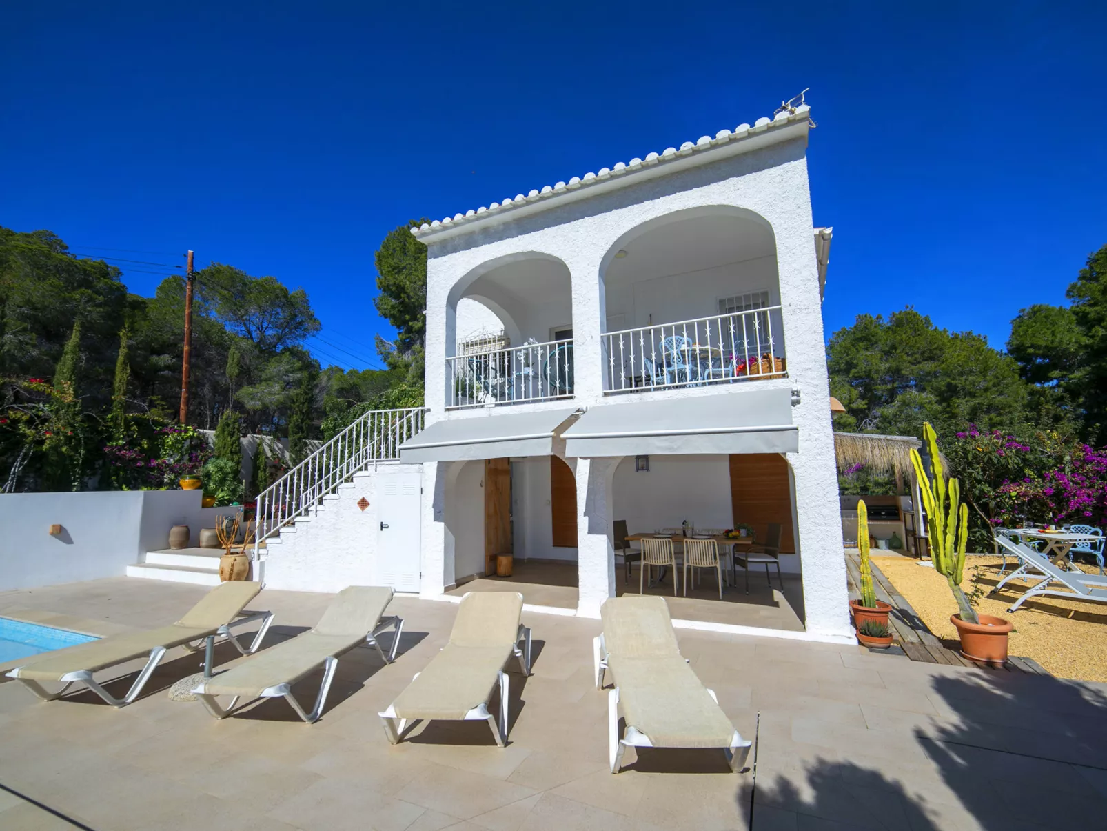 Cala Advocat-Buiten