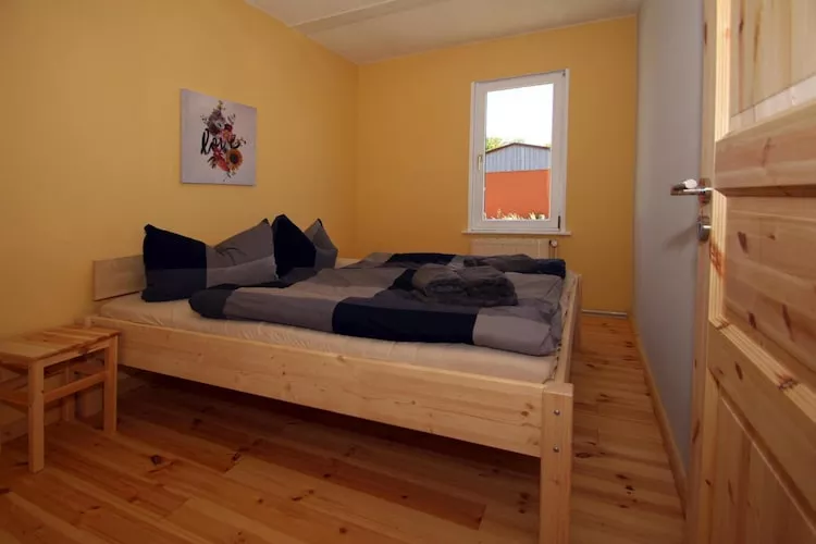 Bungalow 6 Waren-Slaapkamer