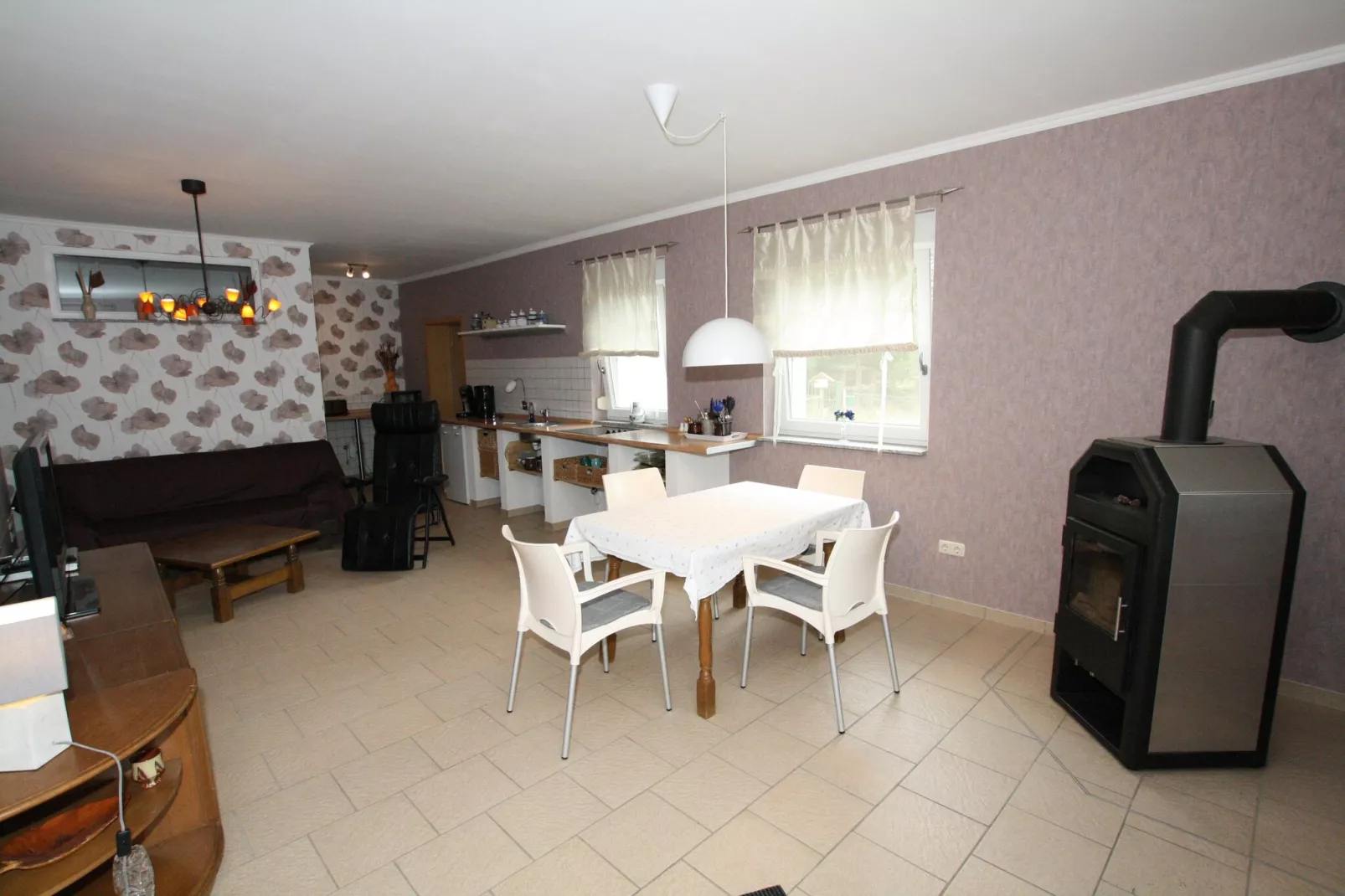 Ferienhaus 60 qm rollstuhlgerecht-Woonkamer