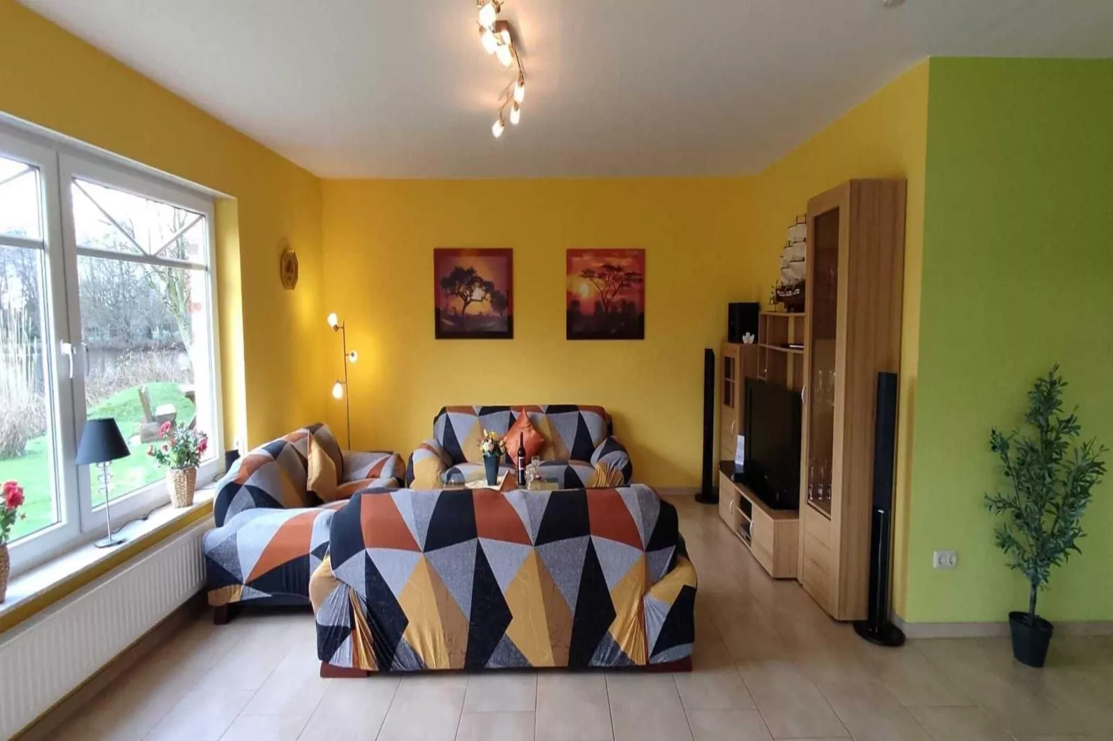 Große Ferienwohnung für 6 Personen mit Terrasse-Woonkamer