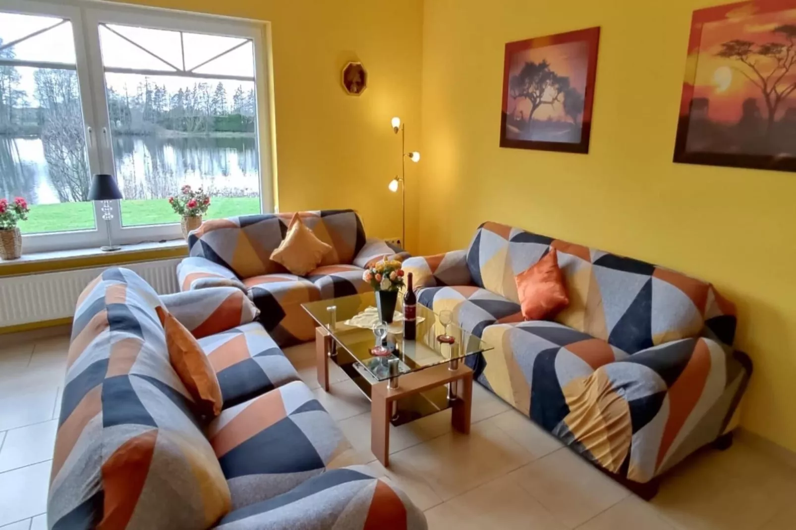 Große Ferienwohnung für 6 Personen mit Terrasse-Woonkamer
