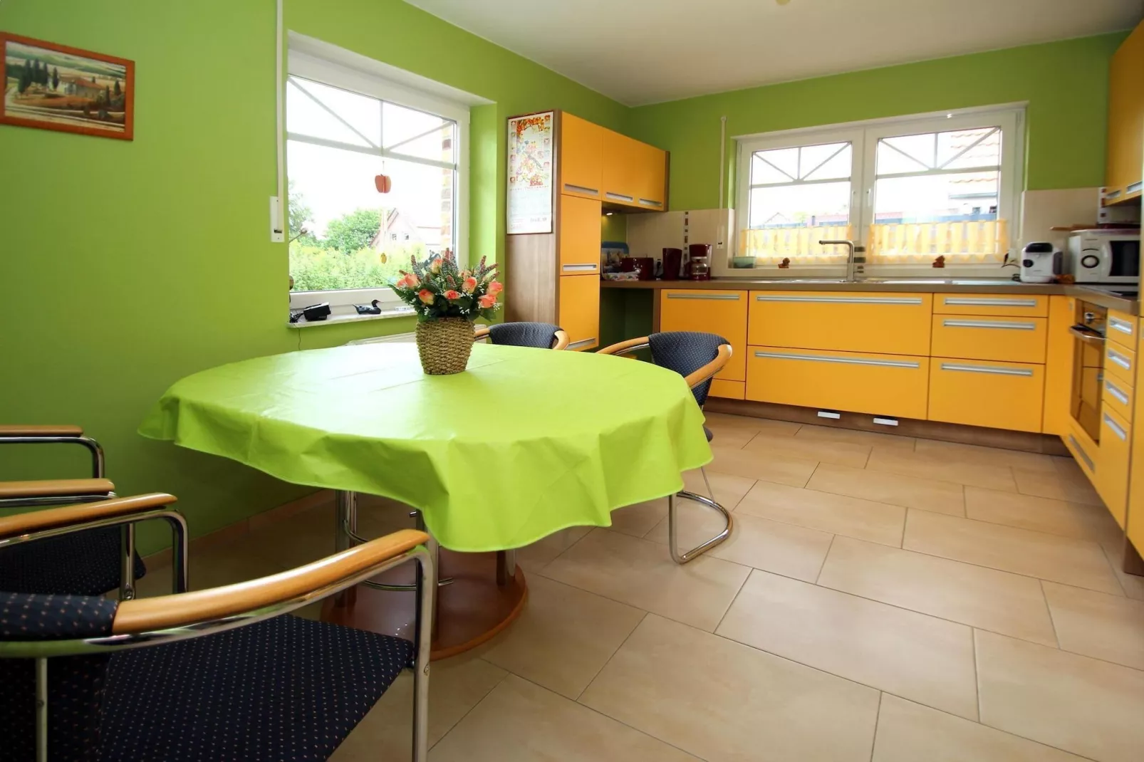 Große Ferienwohnung für 6 Personen mit Terrasse-Keuken