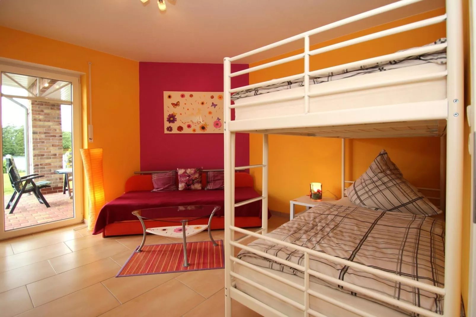 Große Ferienwohnung für 6 Personen mit Terrasse-Slaapkamer