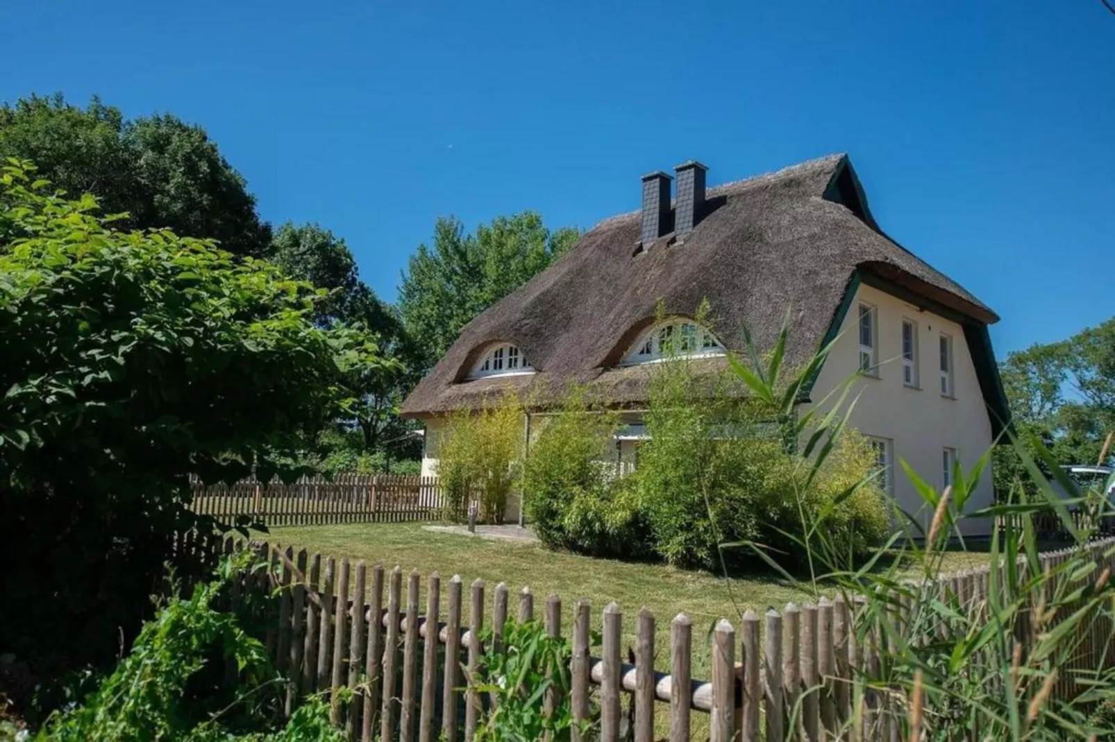 Wohnung unten links-Gebieden zomer 1km