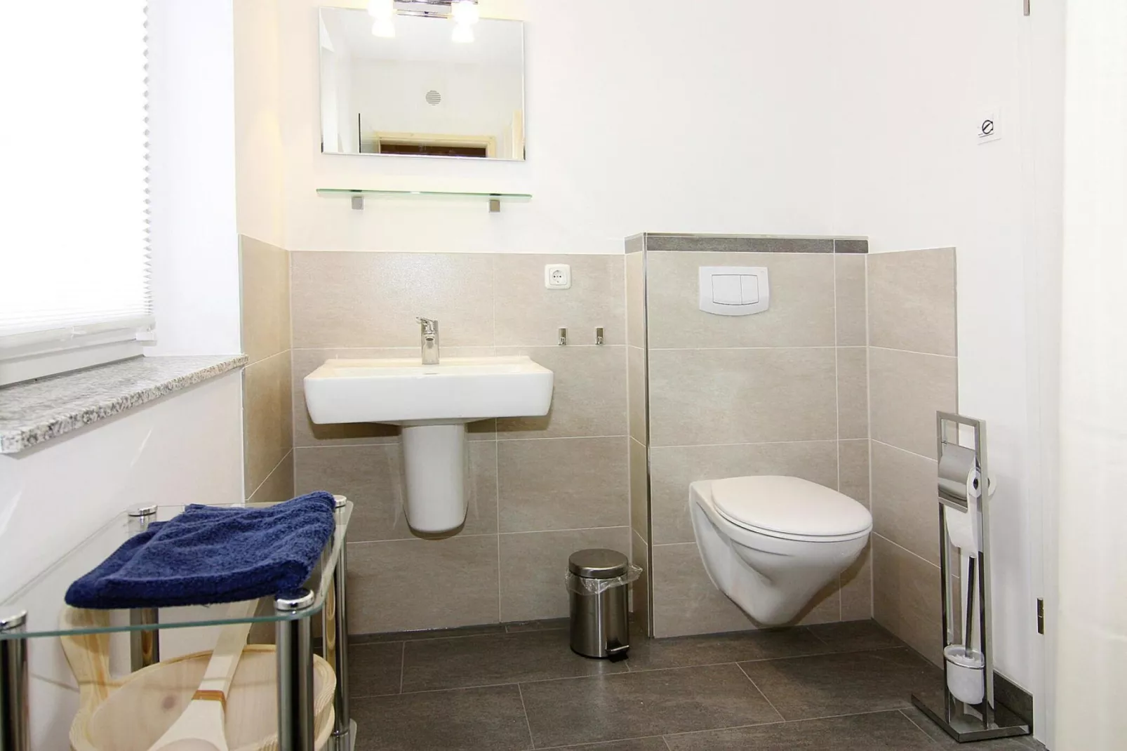 Ferienhaus Lotsenhaus Vieregge-Badkamer