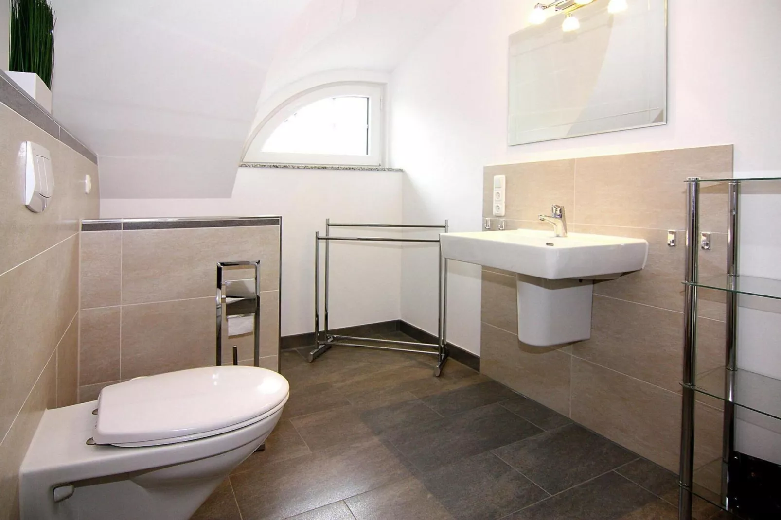 Ferienhaus Lotsenhaus Vieregge-Badkamer